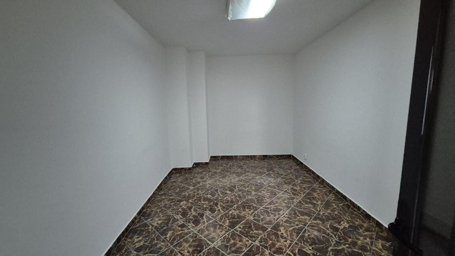 Oportunitate investitie - Vila renovata cu chiras in zona Bucurestii Noi - Poză 5