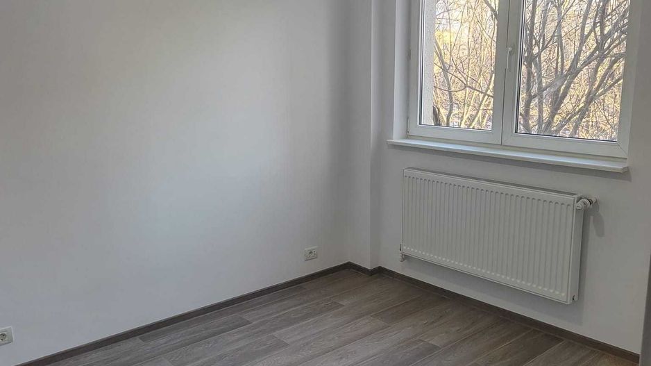 Apartament 3 camere centrala proprie renovat Favorit - Poză 4