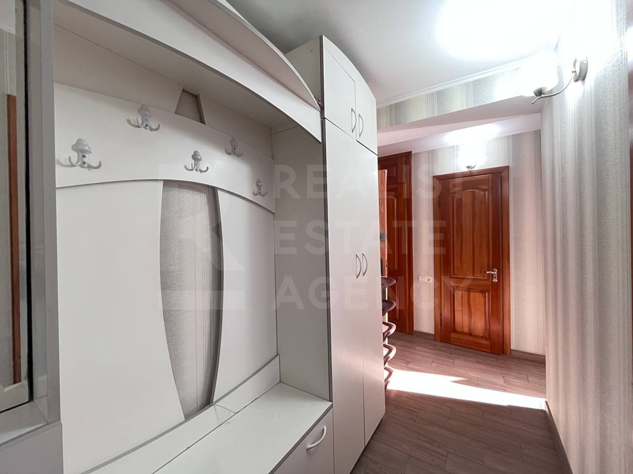 Vânzare, apartament, 2 camere, strada Vasile Bodiu, Cicana - Poză 4