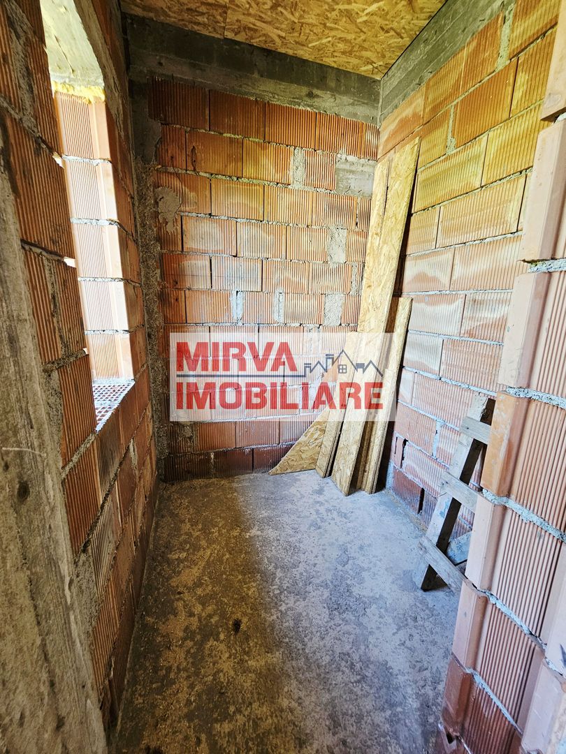 🏡 Casă la roșu cu 4 camere, 122 mp utili, teren 465 mp – Băicoi - Poză 40