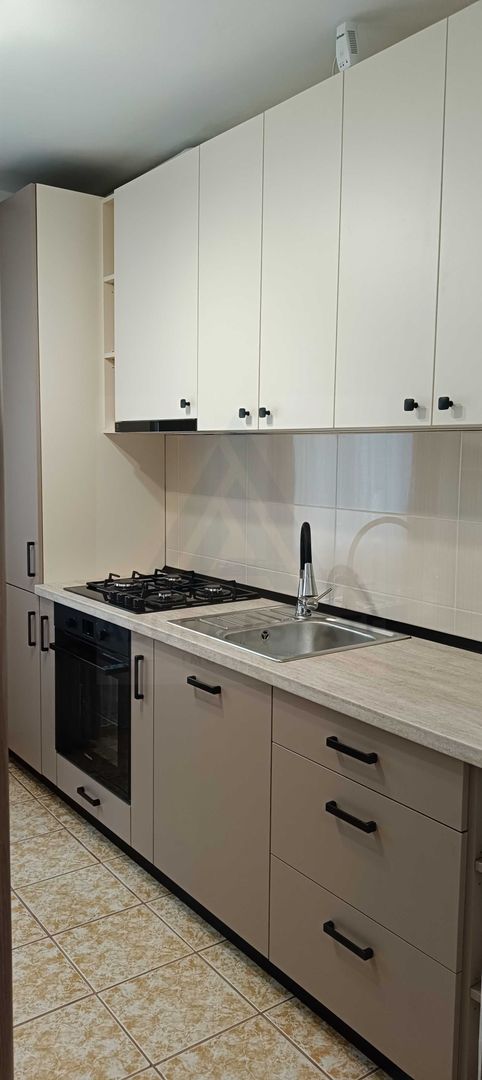 Apartament 3 camere prima inchiriere balcon inchis zona Vasile Aaron - Poză 5