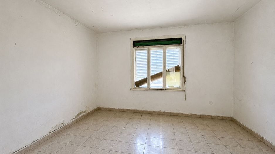 Casă din cărămidă, 6 camere, zona Pârneava, str. Eftimie Murgu - Poză 18