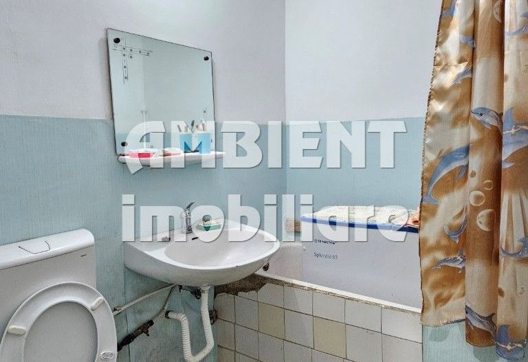 Apartament cu 2 camere, etaj 3, zona DONICI; - Poză 5
