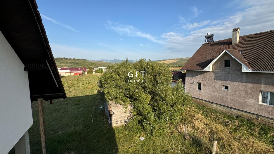 Casa de vanzare la Orheiul Bistritei si teren de 24 de ari - Poză 4