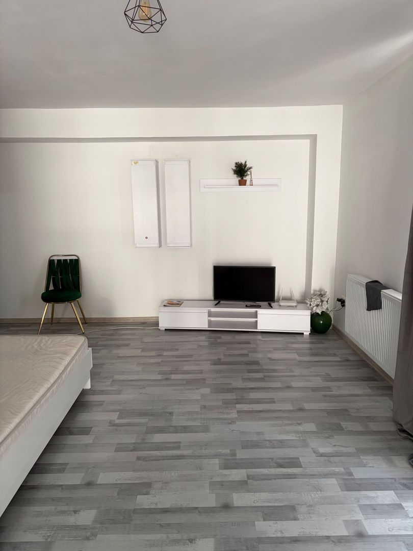 Apartament la cheie | 2 camere | terasa | parcare | Lombului - Poză 3