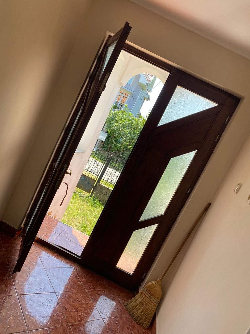 Casa in inima localitatii Certeze - Poză 2