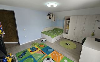 Vila Moderna cu 5 camere, garaj si 921 mp de curte, in Tocile - Poză 15