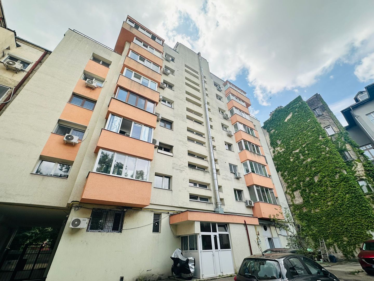 Apartament 3 camere | Calea Moșilor - Poză 1