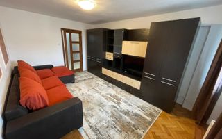 Apartament de 3 camere, 70mp, Zona Central - Poză 2