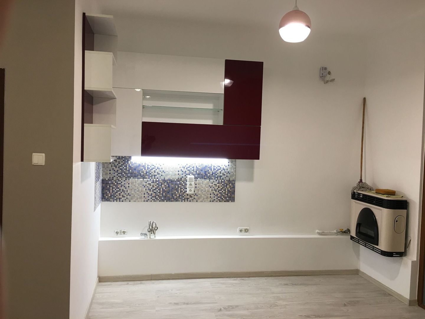 ageuropa.ro vinde SPATIU COMERCIAL FINISAT 24mp în zona ULTRACENTRALA. - Poză 4