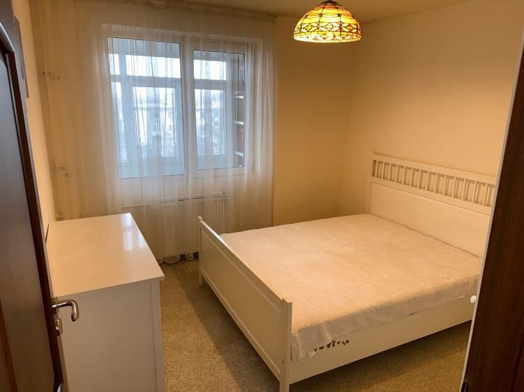 Inchiriere apartament  3 camere decomandat - Poză 4