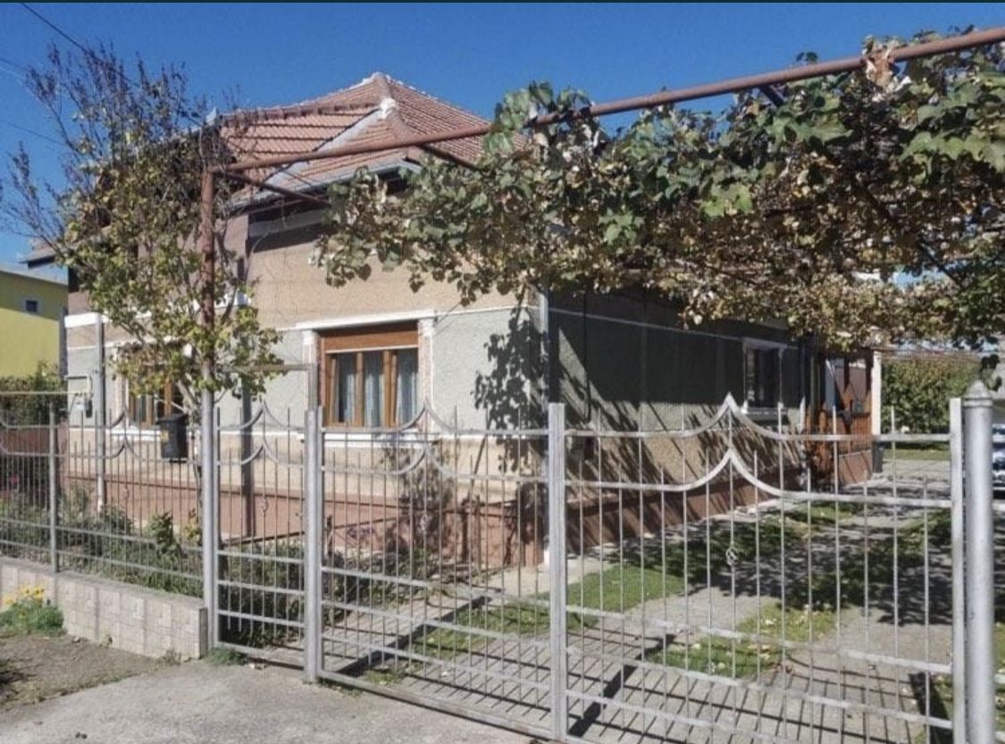 Casa ultra centrala - Poză 1