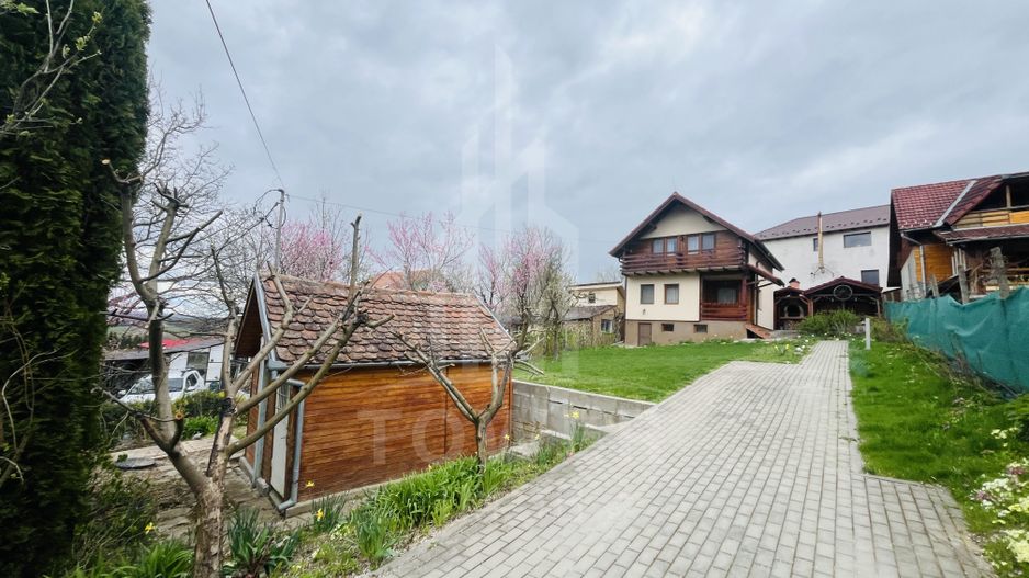 Casă de vacanță în Tocile - Poză 1