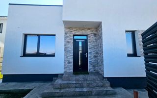 Casa pe un singur nivel cu 4 camere - comuna Berceni - Poză 11