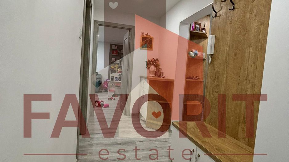 Centrala proprie. Renovat integral. Mobilat si utilat. Etaj intermediar - Poză 21