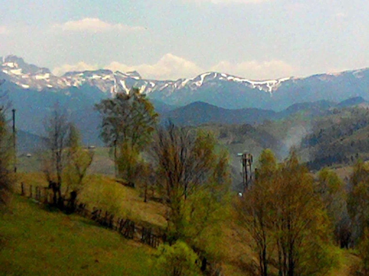 teren intravilan in zona Magura Bran - Poză 3