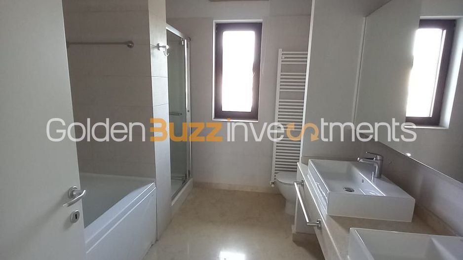 Vila de Vanzare Complex Oxford | Garaj - Poză 10