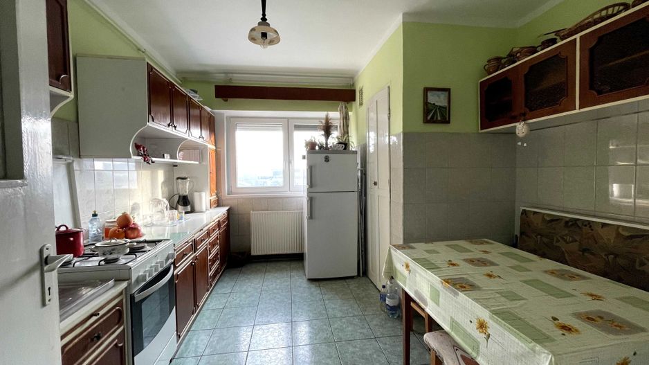 Apartament 2 camere si dependinte 80MP, decomandat, aproape de centru - Poză 3
