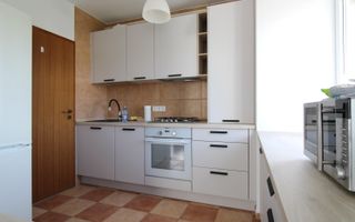 Banu Construct; Loc de PARCARE si Ctr. Inclus. - Poză 4