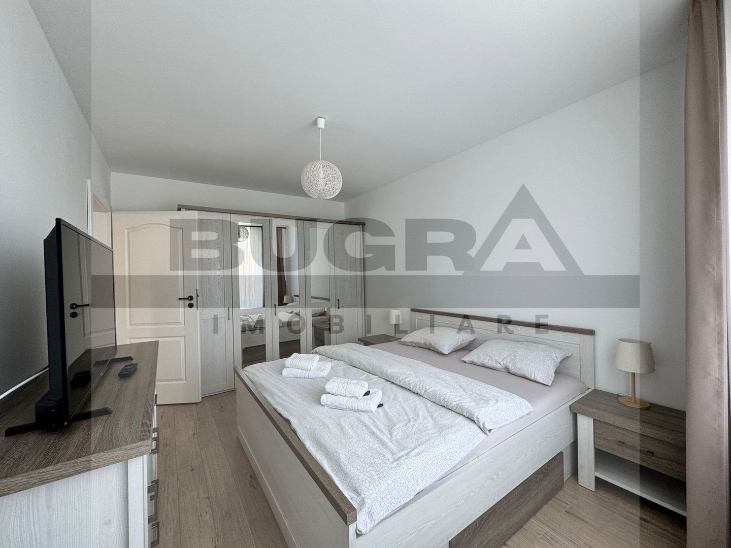 Apartament 3 camere 80 mp, balcon, zona P-ta 1 Mai - Poză 9