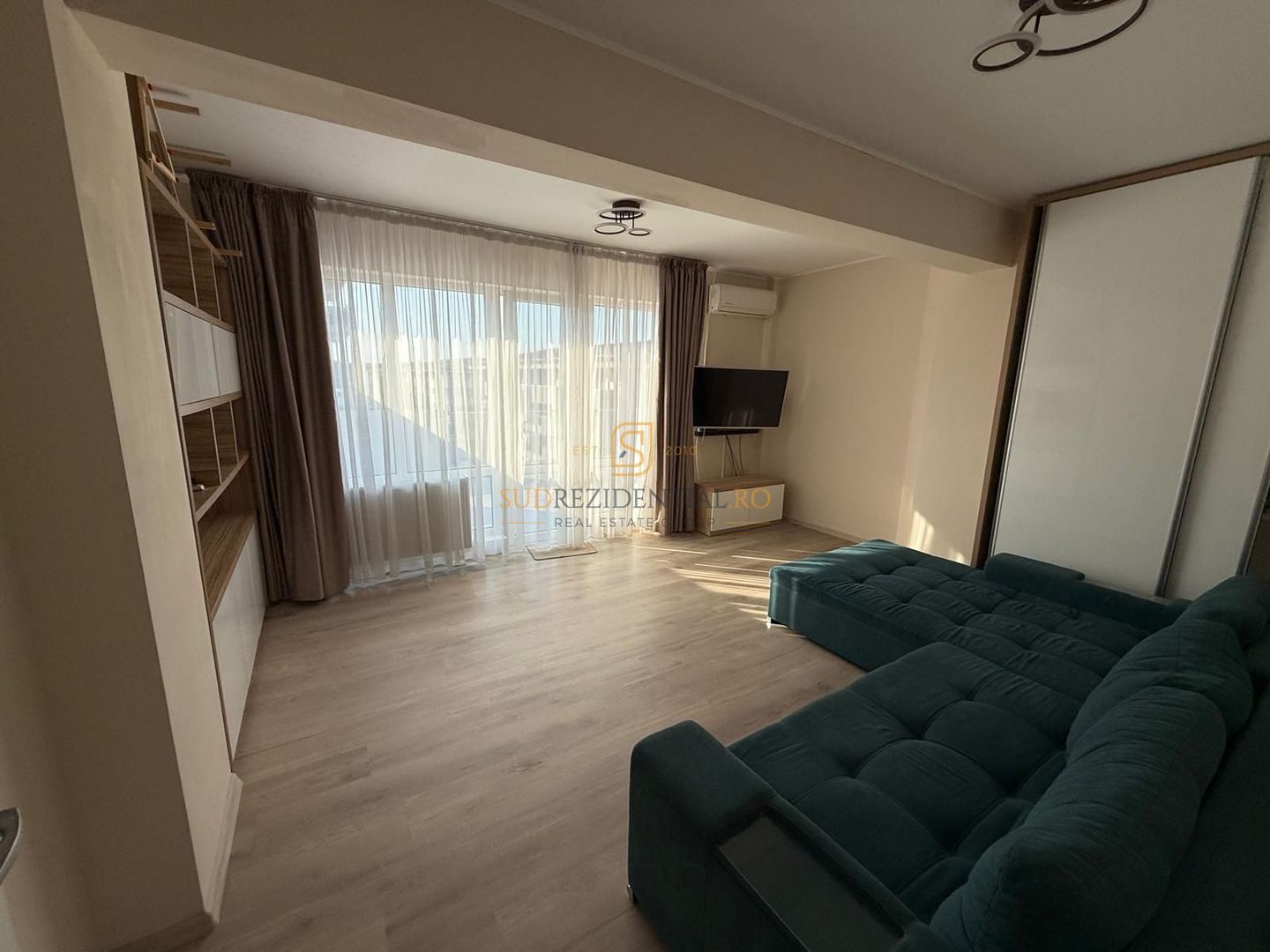 Apartament 2 camere, terasa proprie, Drumul Jilavei - Metrou Aparatori - Poză 1