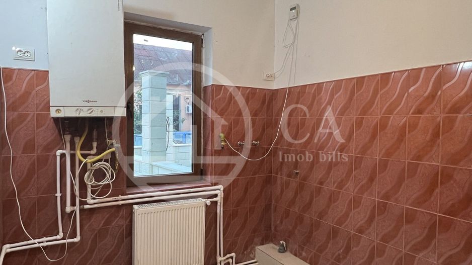 Apartament la casa cu 3 camere de vanzare Ultracentral Oradea - Poză 4