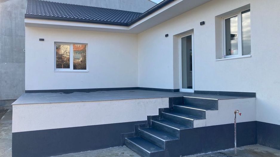 Casa de vânzare str Argeșului cu 12,59 ari de teren - Poză 3