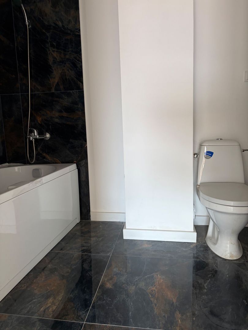 Apartament spațios | 3 camere | 2 băi | parcare | C. Baciului - Poză 8