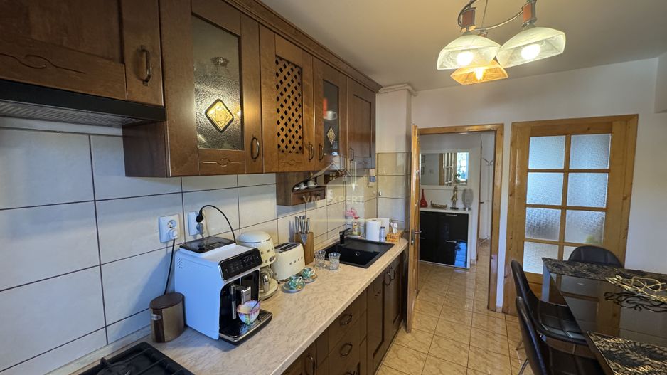 APARTAMENT 3 CAMERE CAMPULUNG, ETAJ 3, ULTRACENTRAL - Poză 4