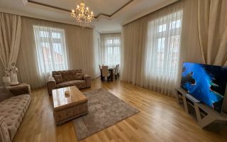Apartament 3 camere amenajat lux - Poză 1