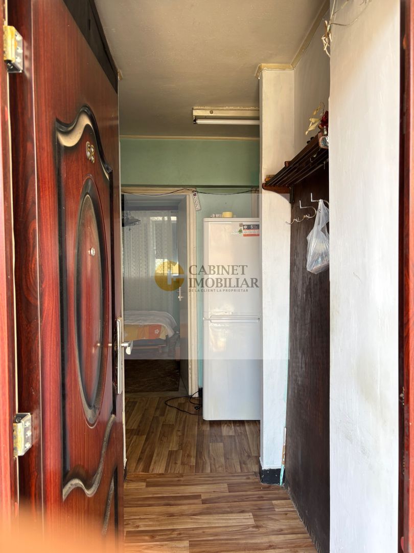 2 camere | Cismigiu  | Decomandat | De renovat - Poză 1