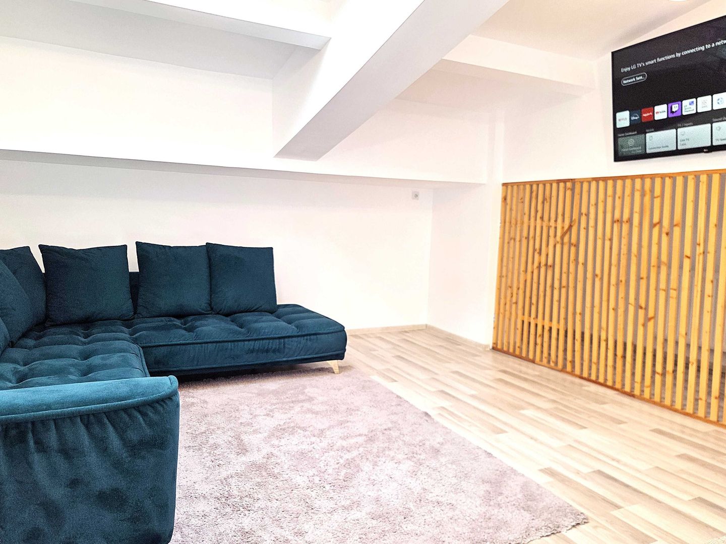 Apartament 3 camere de vânzare Gorjului - Poză 1