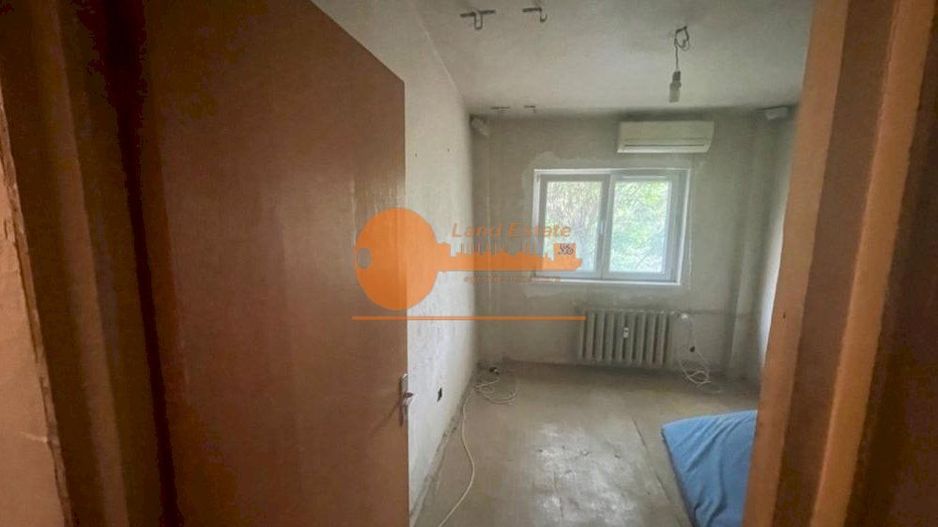 4 camere Stefan cel Mare ( bloc 1980 ) - Poză 2