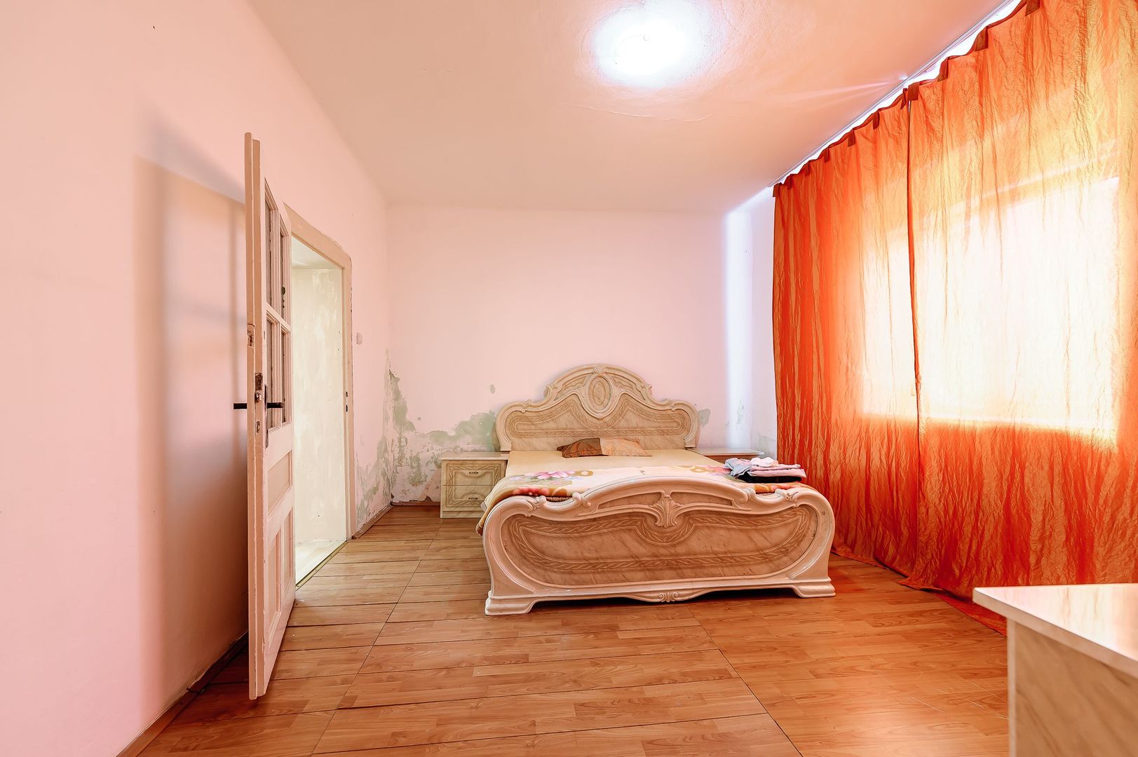 Ofertă rară! Casă cu teren generos în Poltura! - Poză 7