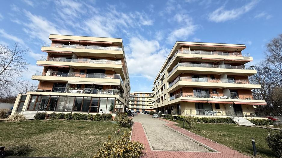 Apartament 3 camere pe malul lacului Snagov - Poză 2