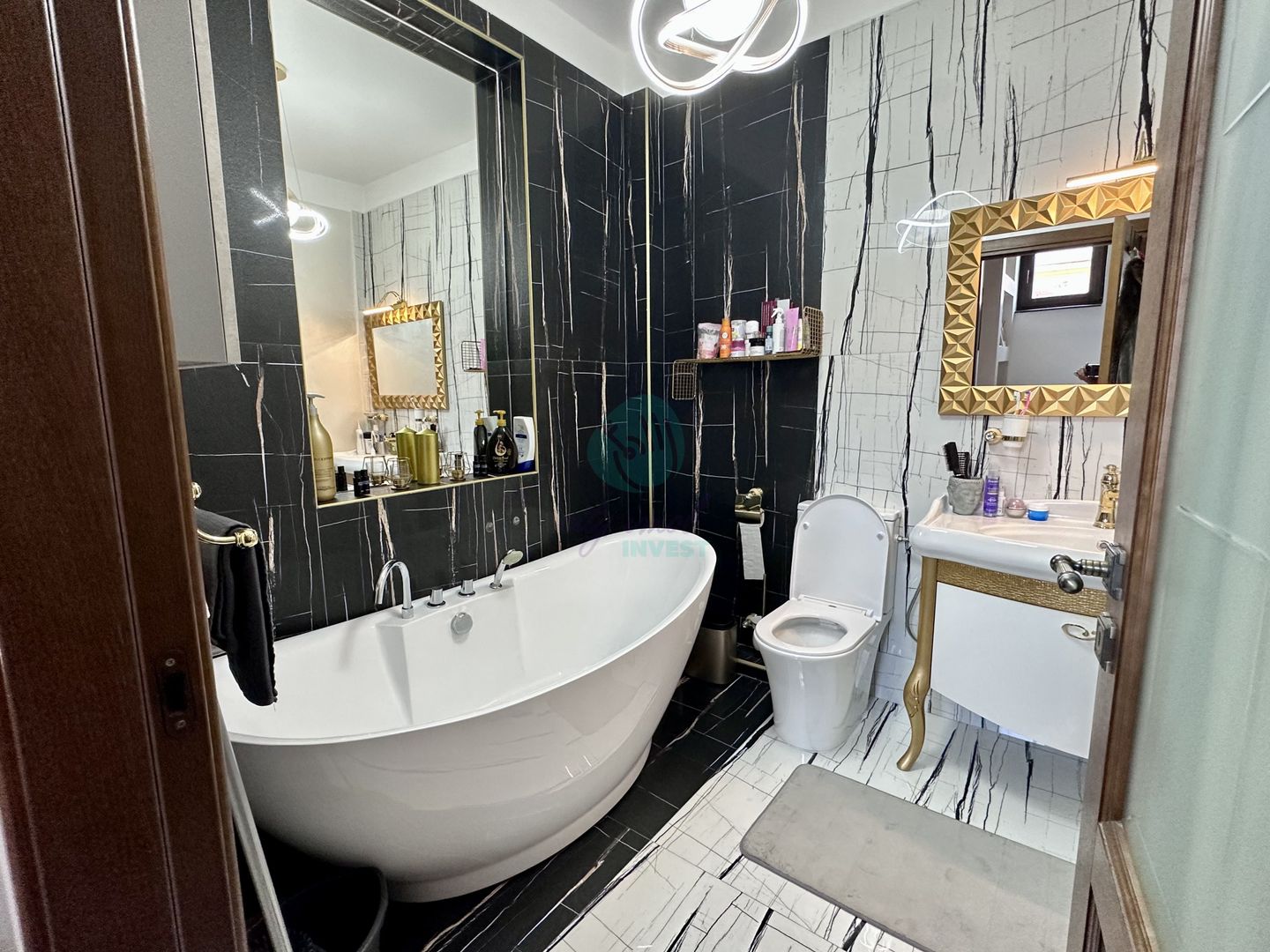 Casa renovata in zona Vatra Luminoasa - Poză 10