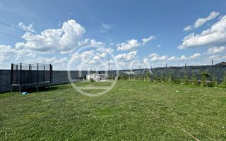 Casă de vânzare cu 3 camere si o anexa  in Sântandrei, Bihor - Poză 4