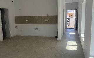 Jumătate de duplex premium, 120 mp utili, teren 256 mp, garaj și 3 dor - Poză 6