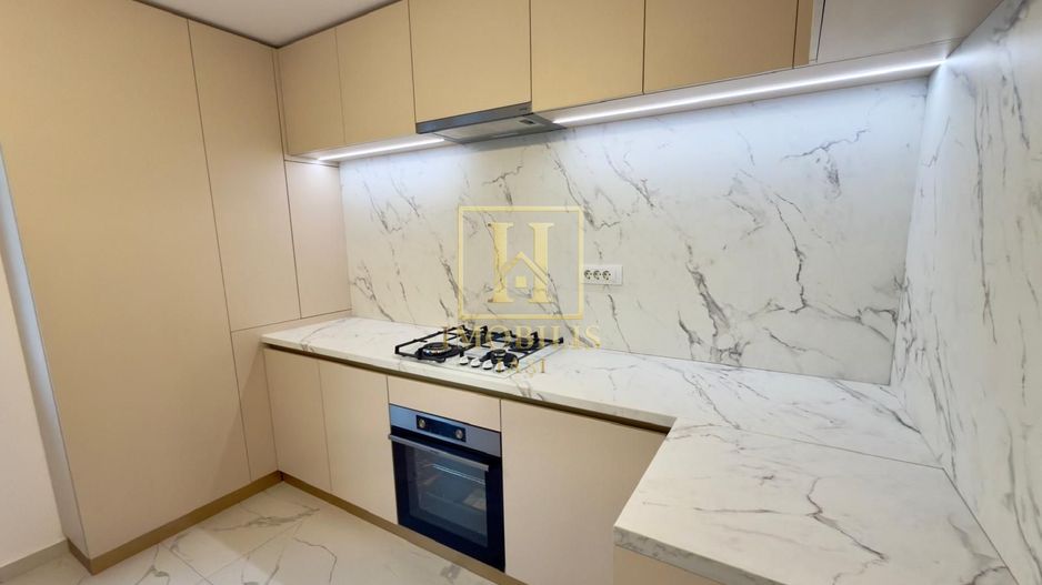 INTABULAT! Ap. 3 camere, decomandat+loc de parcare -130000 euro-BUCIUM - Poză 1