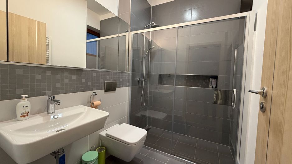 Cel mai frumos apartament, disponibil din August - Poză 4