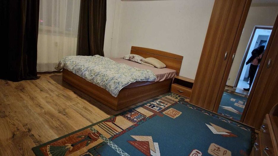 proprietar 2 camere decomandat Obor langa metrou - Poză 3