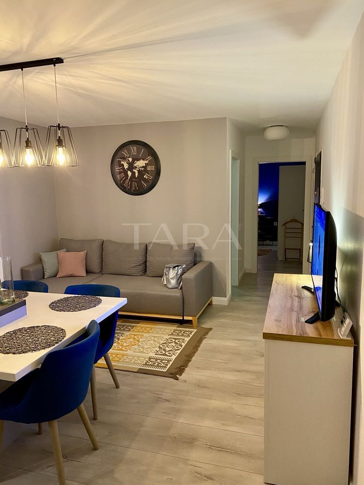 Apartament modern cu 3 camere, zona Vivo. - Poză 1