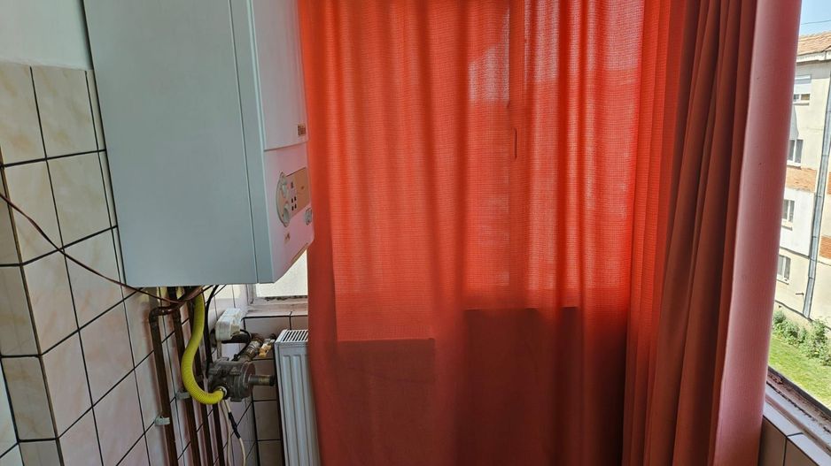 Vanzare apartament decomandat, Maracineni - Poză 6