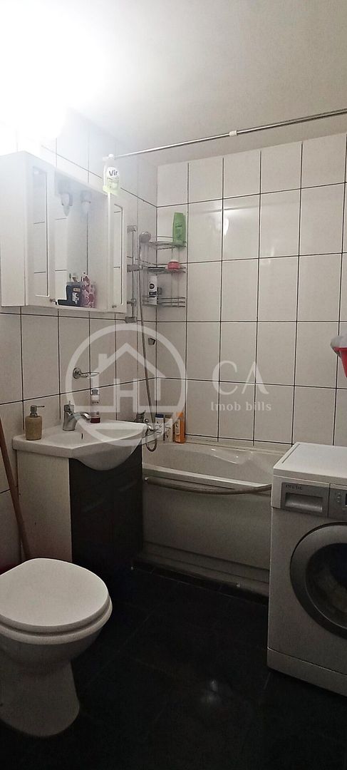 Apartament de vanzare cu 2 camere in zona Rogerius, Oradea - Poză 9