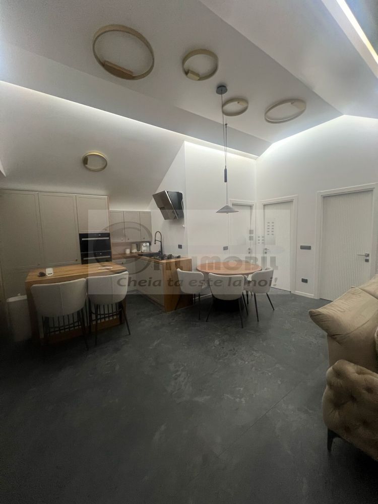 Apartament 3 camere | 80 mp +20 mp terasa| Podul de Fier - Poză 1