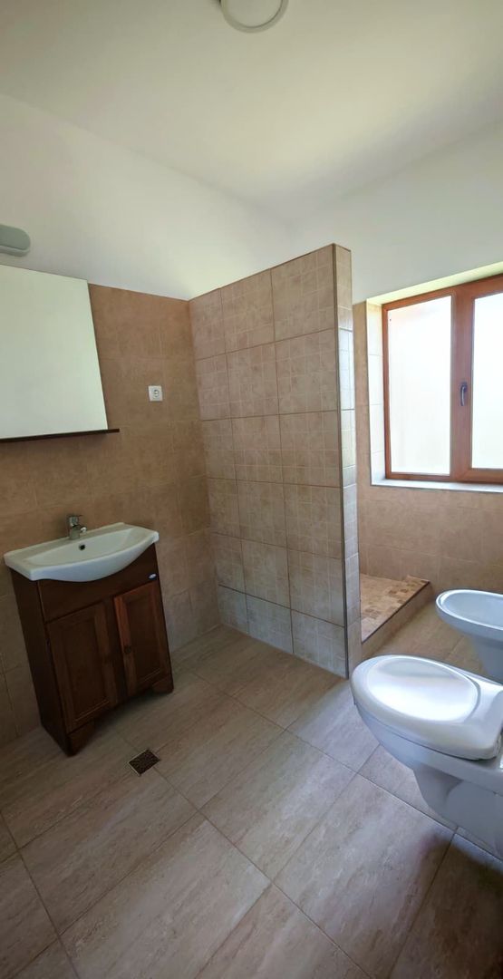 Casa / vila,  pensiune investitie zona Sacele, Brasov - Poză 18