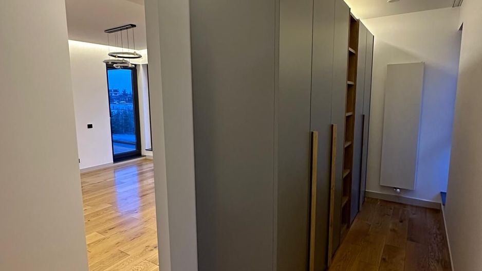 CASA MODERNA DE INCHIRIAT IN ZONA EROU IANCU NICOLAE PIPERA - Poză 24