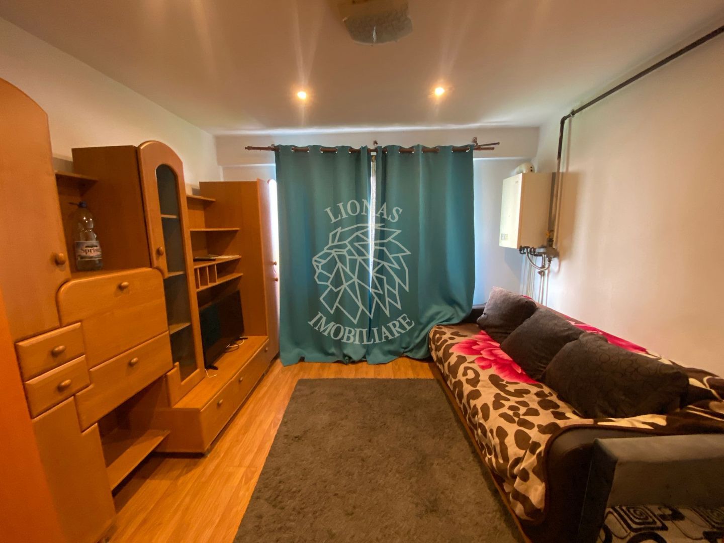 Garsoniera decomandata-21mp-Parter-mobilata -Zona Dragos Voda - Poză 8