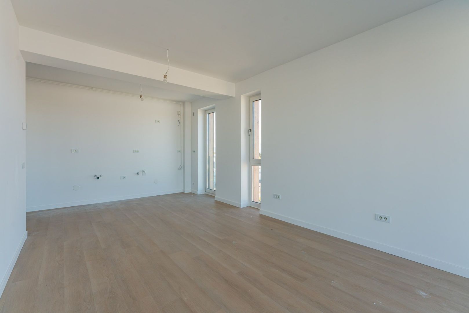 Studio Bartolomeu | 43 mp + Balcon 10 mp | Etaj 5/8 | Sală Polivalentă - Poză 4