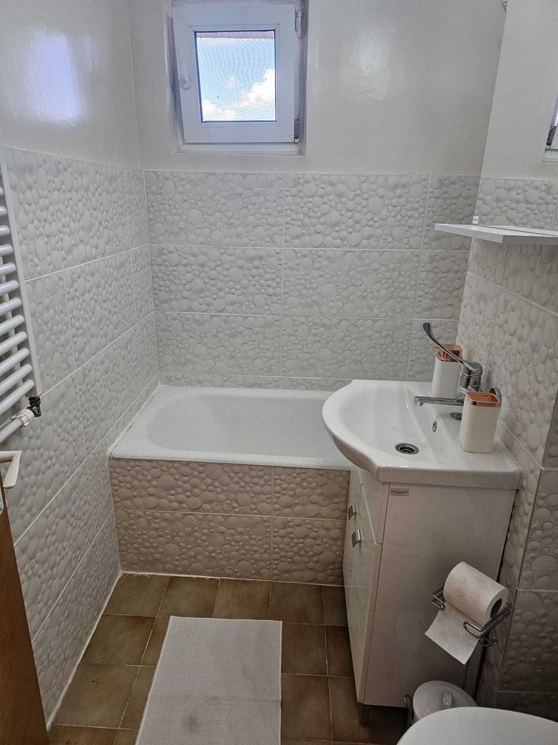 Vanzare garsoniera Titan- poarta Faur, bloc 1985 - Poză 5